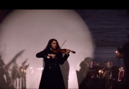 這是一個以小提琴讓無數女性瘋狂的概念